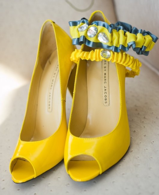 Желтые туфли невесты