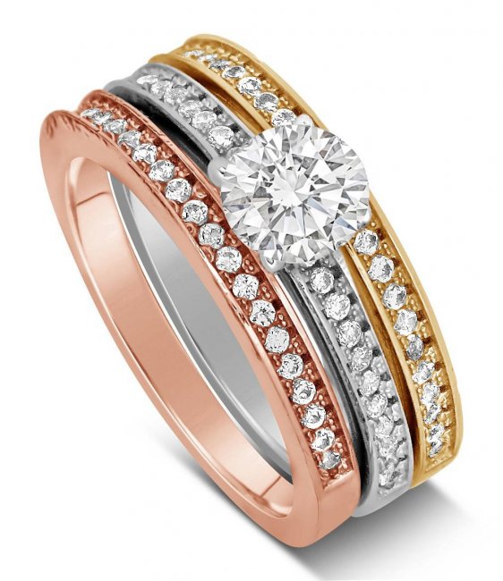Обручальное кольцо из трех видов золота с бриллиантами