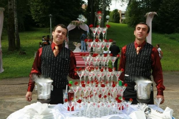 http://www.svadbagolik.ru/images/article/1426.625x416.1346827158.jpg